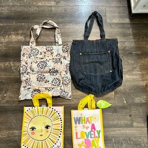 Lot of 4 Reusable store Bags NEW‎